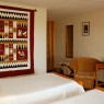 Ndutu Safari Lodge cuenta con 34 sencillos bungalws a orillas del lago Ndutu