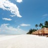 Las camas balinesas del Gabi club son una delicia que hacen disfrutar, aún más si cabe, de la preciosa playa