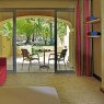 Las habitaciones superiores de Le Mauricia cuentan con un pequeño jardín privado